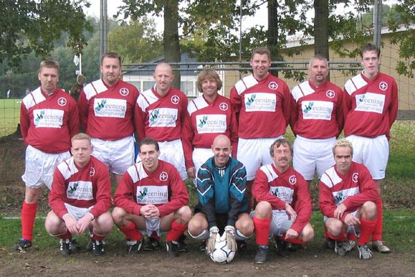 BAS 3 seizoen 2003/2004 (foto: Tineke Stuifzand)