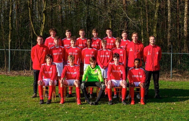 BAS JO15-1 Seizoen 2021-2022 (foto: BAS Voetbal)