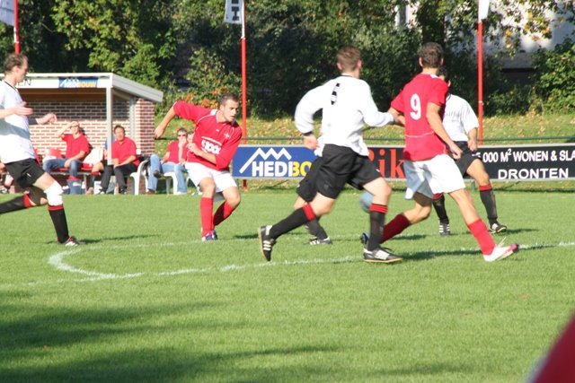 BAS Voetbal verlengt overeenkomst trainers BAS 1