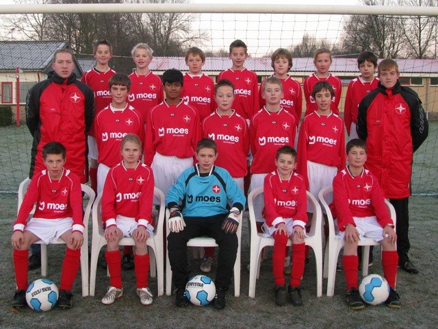 Moes Bouwgroep sponsort BAS D2