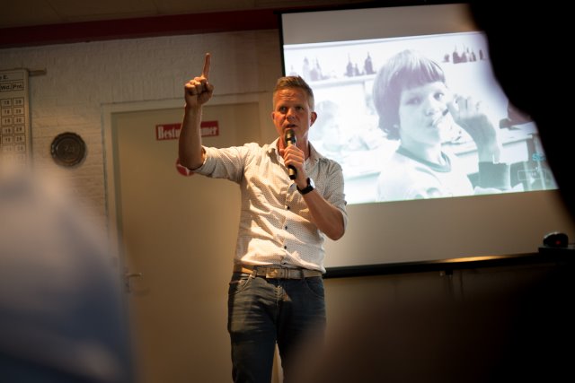 Inspirerende Erik Hulzebosch op 6e sponsoravond