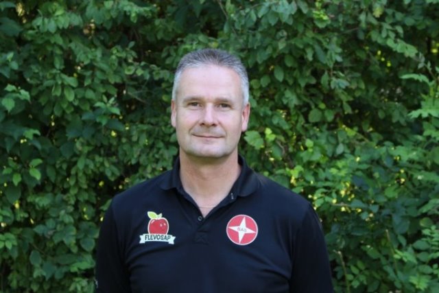 Arjen Bredewolt blijft trainer van BAS
