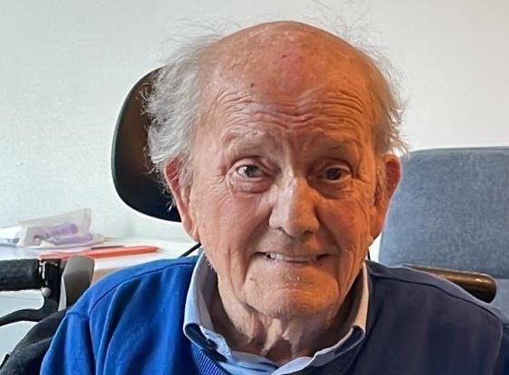 Henk van Dijk overleden