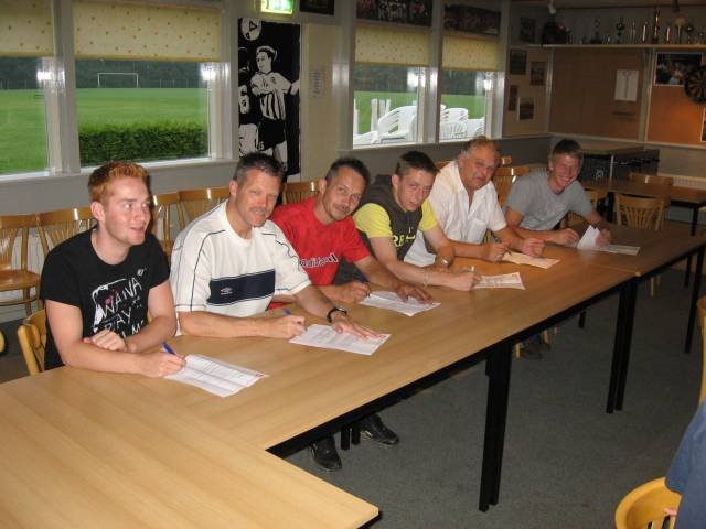 BAS Voetbal is rond met trainers